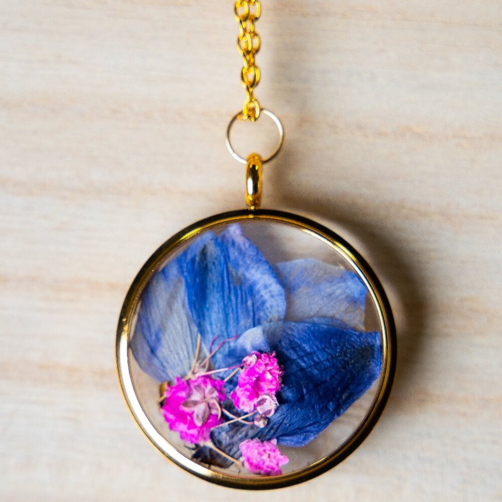 3D Handmade Birth Month pressed Flower Necklace: JULY